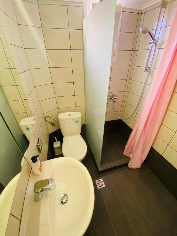 Tobacco Warehouse Apartment Kavala Exteriör bild